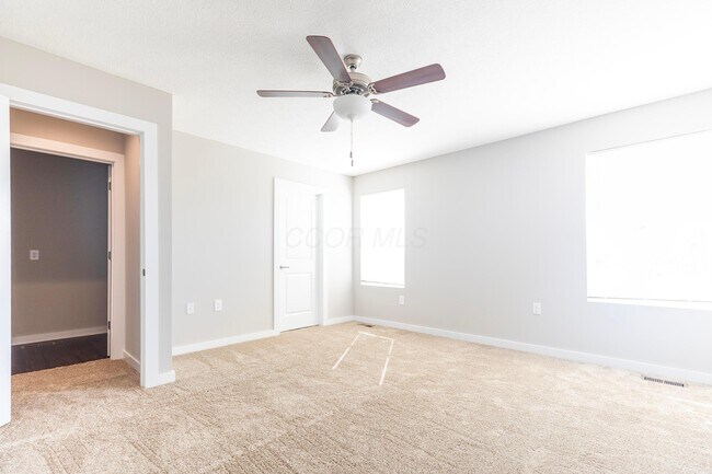 Building Photo - 297 Lenell Lp