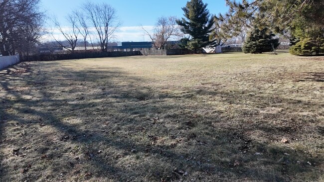 Building Photo - 5315 73rd St