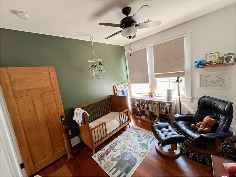 Guest bedroom 1 /Nursery dressed - 3033 Robert St
