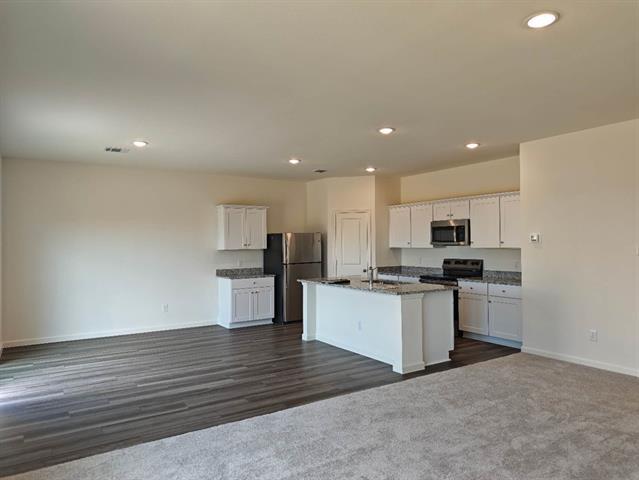 Building Photo - 2308 States St