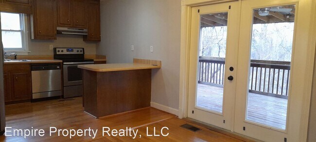 Building Photo - 2 br, 1 bath House - 141 Alden Ave.