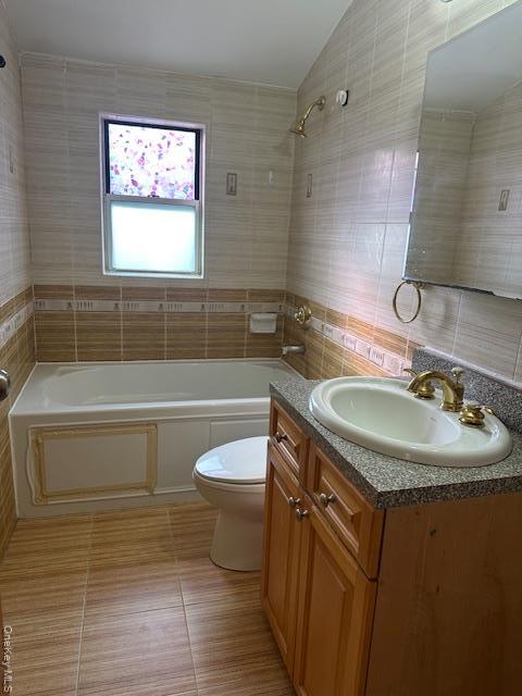 Building Photo - 209-38 46th Rd