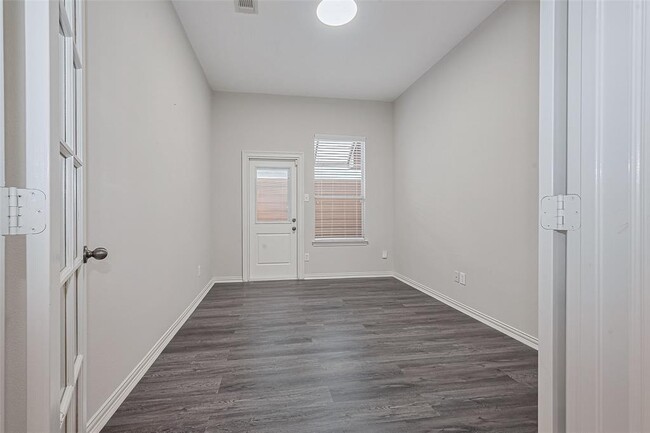 Building Photo - 14423 Bush Sage Dr