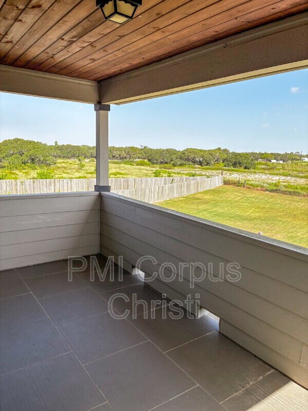 Building Photo - 3701 Nahid Ct