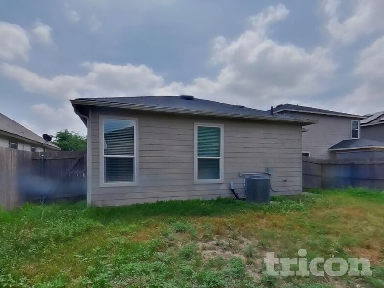 Building Photo - 10019 Placid Bay