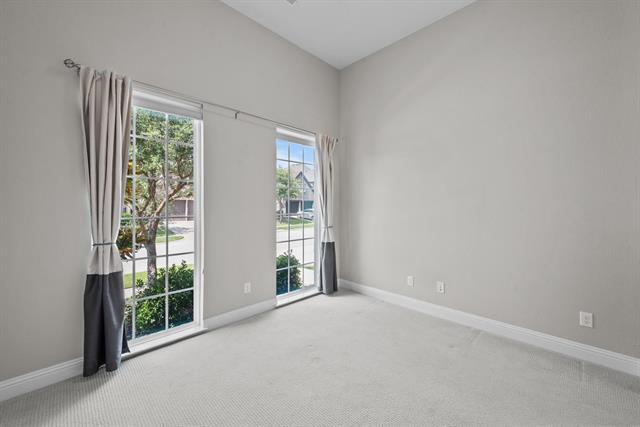 Building Photo - 8704 Pine Valley Dr