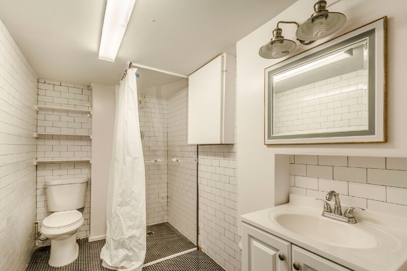 Building Photo - 51 King Ave