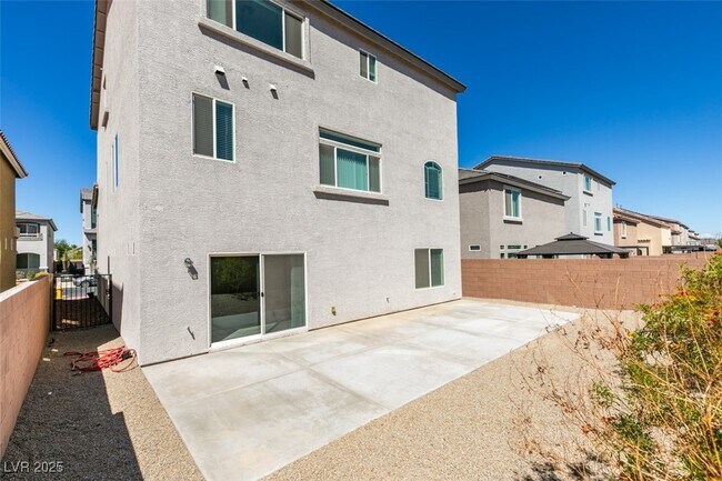 Building Photo - 6335 Rock Strm Ln