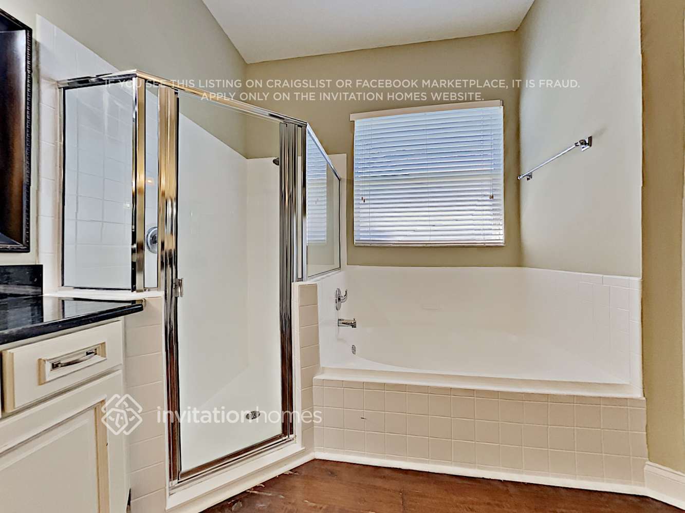 Building Photo - 852 Lakeworth Cir