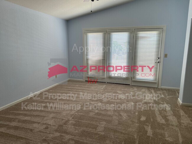 Building Photo - 6732 W Kimberly Way