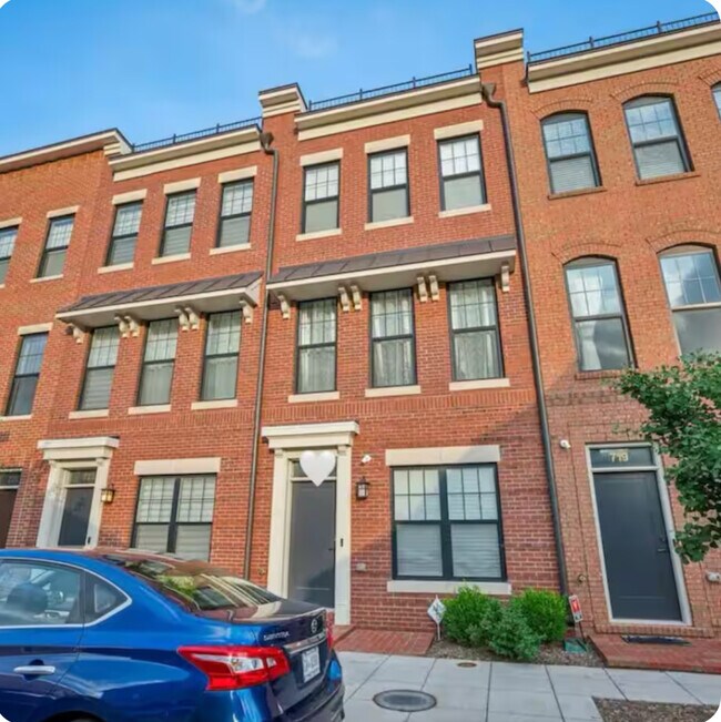 Primary Photo - 721 Parkside Pl NE