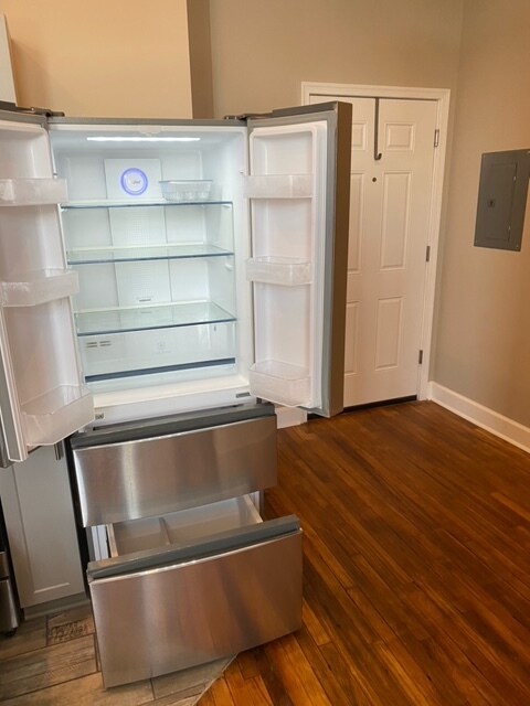 Building Photo - 5 S Center St