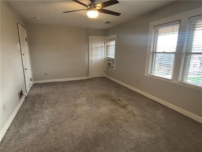 Building Photo - 2662 Beaver Rd