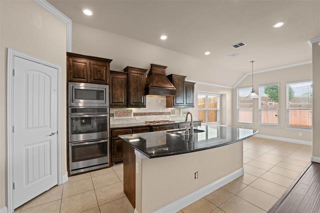 Building Photo - 600 Fishback Cir