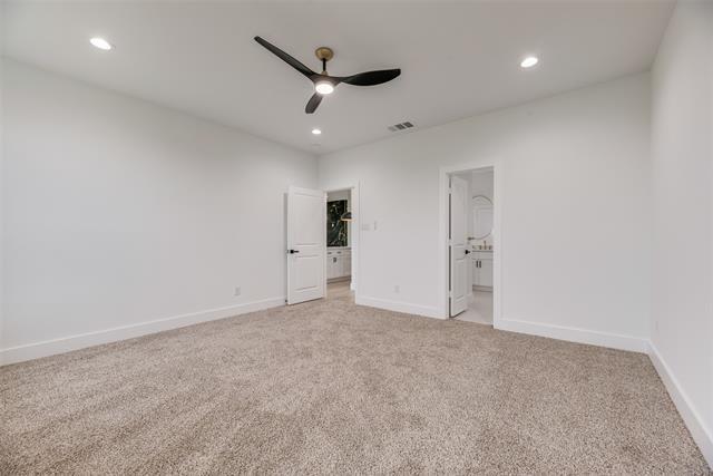 Building Photo - 1008 St Matthews Cir