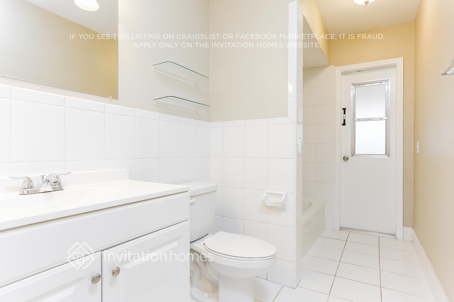 Building Photo - 10331 NW 18th Pl