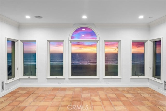 Building Photo - 1500 The Strand