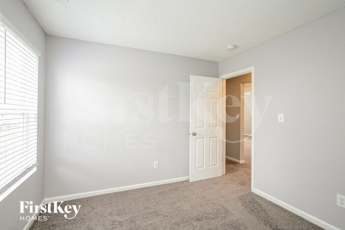 Building Photo - 5330 Dollar Run Dr