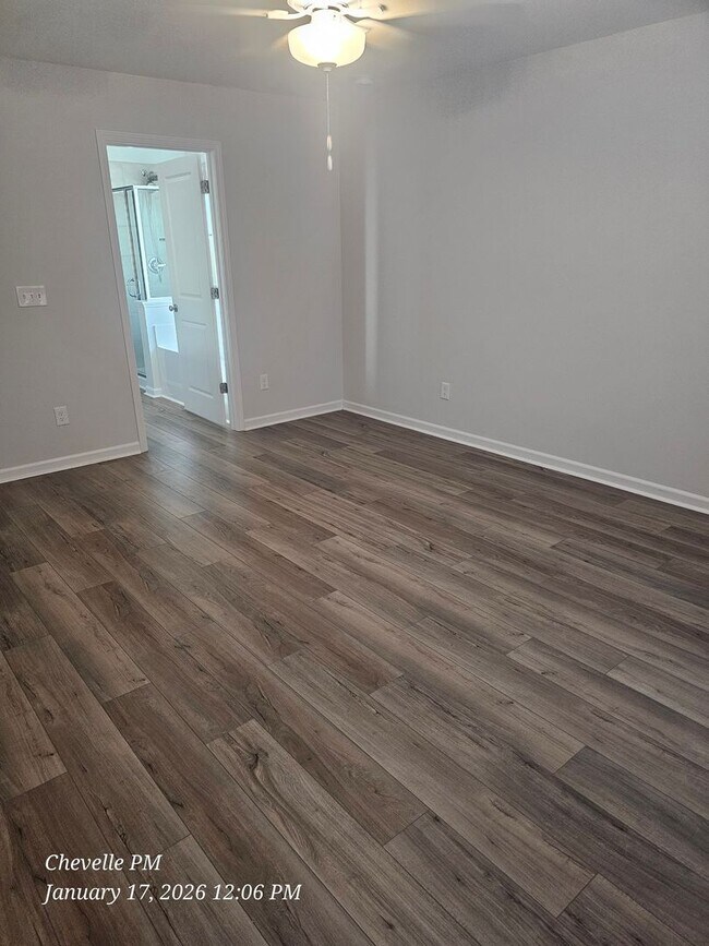 Building Photo - Brand New Gorgeous 3 bedroom 2 bath