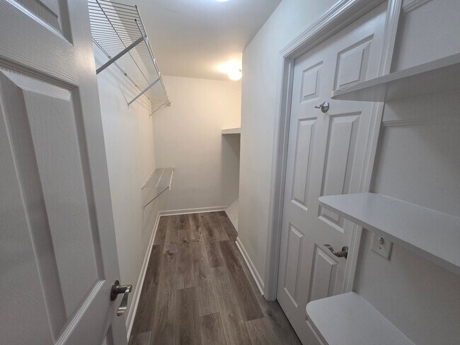 Building Photo - Charming 3-Bedroom Home Near the Interstate