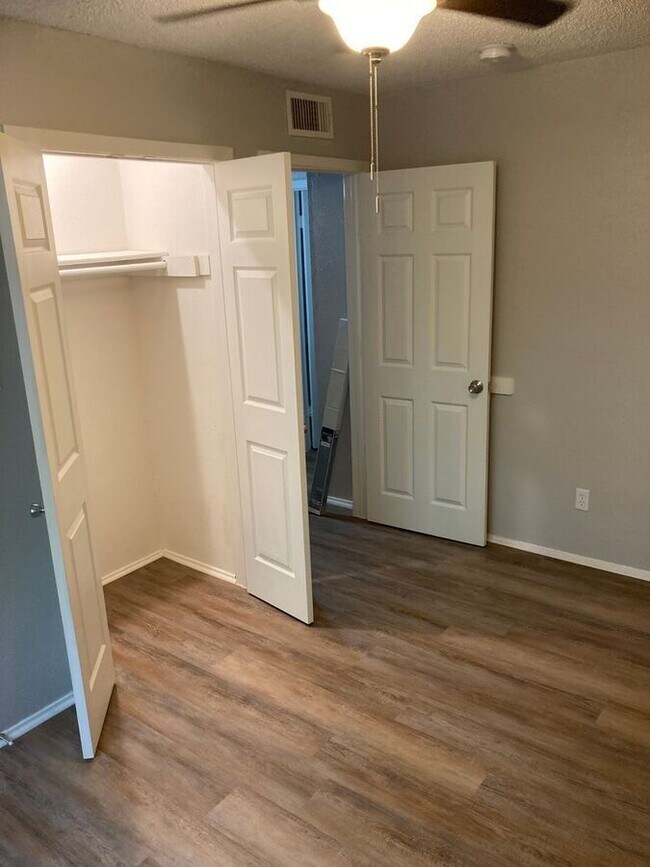 Building Photo - 1770 Belshire Ct