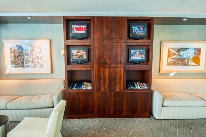 Building Photo - 13700 Marina Pointe Dr