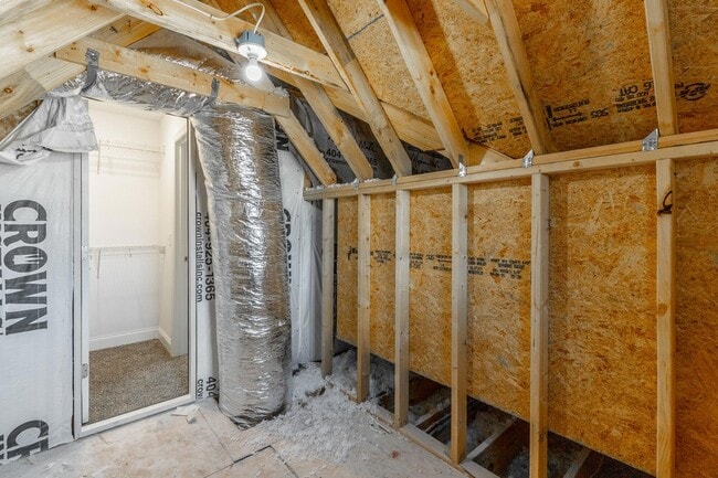 Building Photo - 5012 Oop Rd