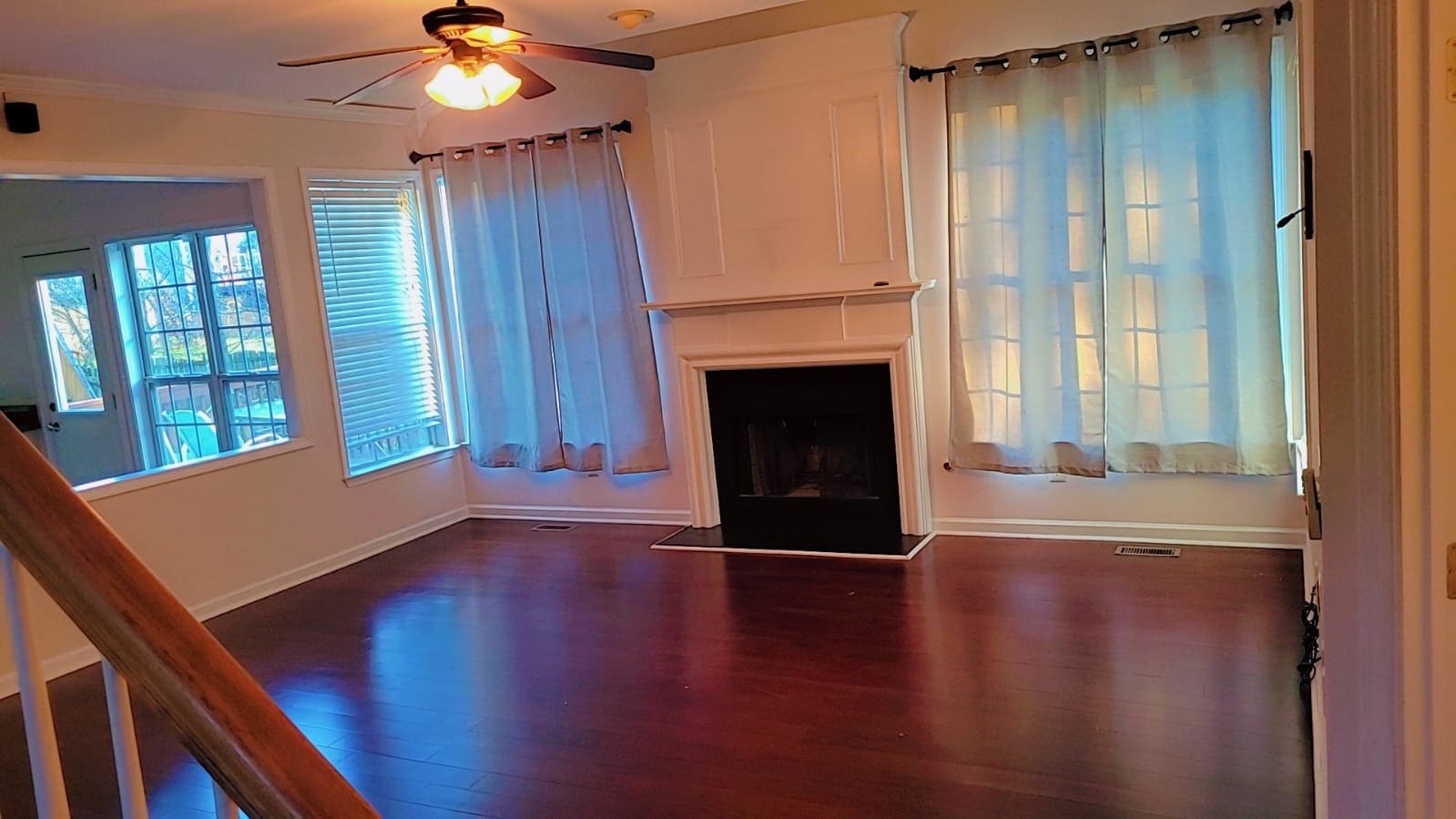 Family Room - 3391 Spindletop Dr NW