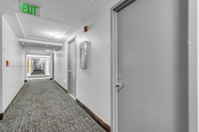 Building Photo - 41 SE 5th St