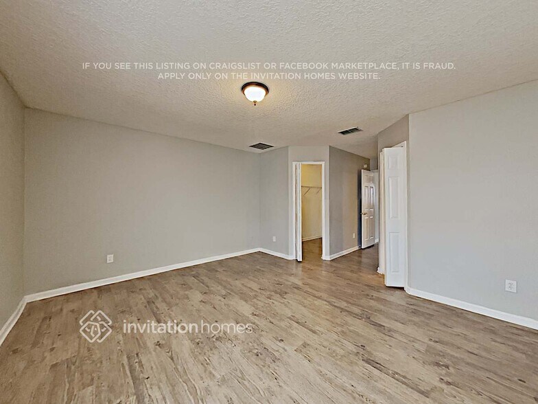 Building Photo - 279 Marisco Way