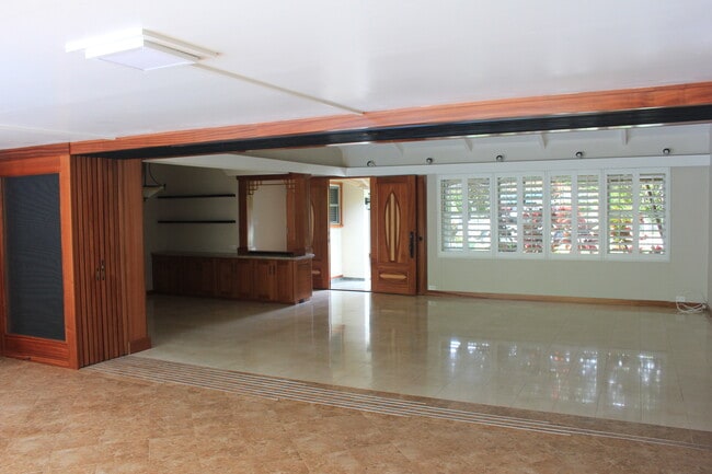 Building Photo - 4505 Kolohala St
