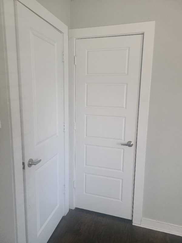 Building Photo - 2535 Sharon St