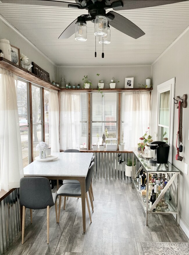 sunroom with river views - 135 E Wayne Ter