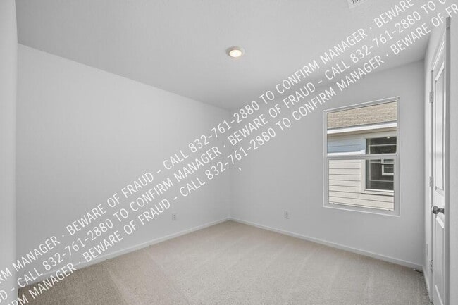 Building Photo - 416 Finch Cir