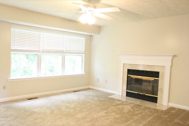 Building Photo - 64 Melanie Hollow Ln