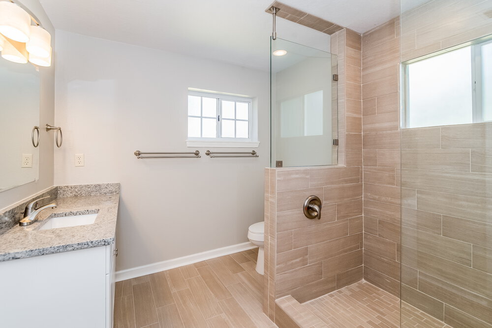 Building Photo - 8109 Grampell Dr