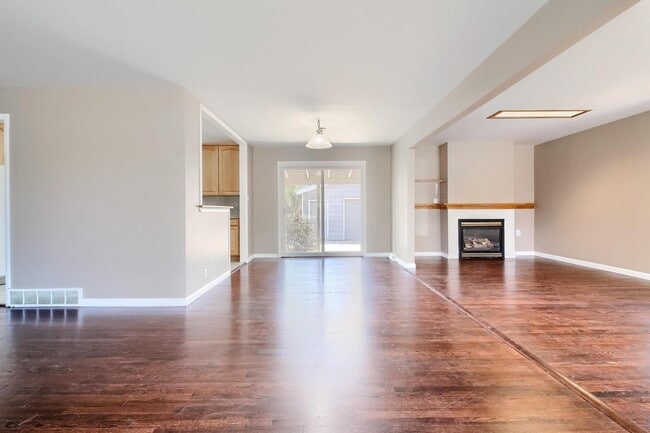 Building Photo - 3084 W Chenango Ave