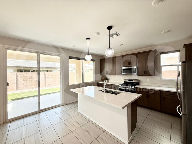 Building Photo - 17769 W Cassia Way