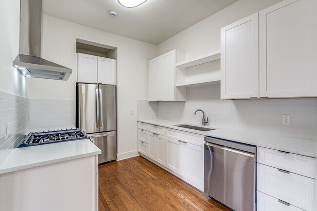 Building Photo - 210-M (ERL)