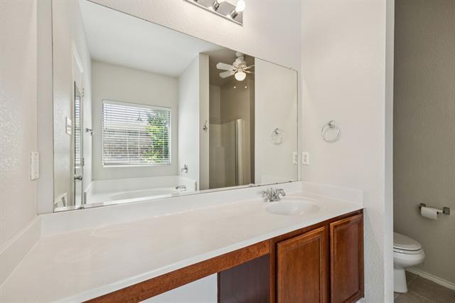 Building Photo - 724 Kentucky Derby Ln