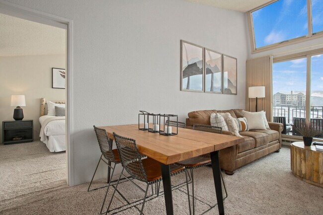 Building Photo - 2270 Storm Meadows Dr