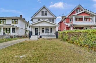 Building Photo - 1486 E 134th St