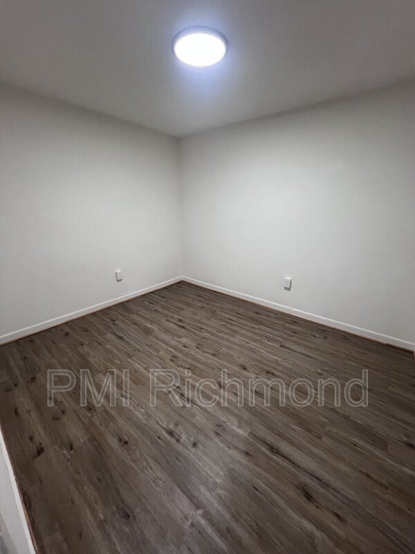 Building Photo - 3517 Briel St