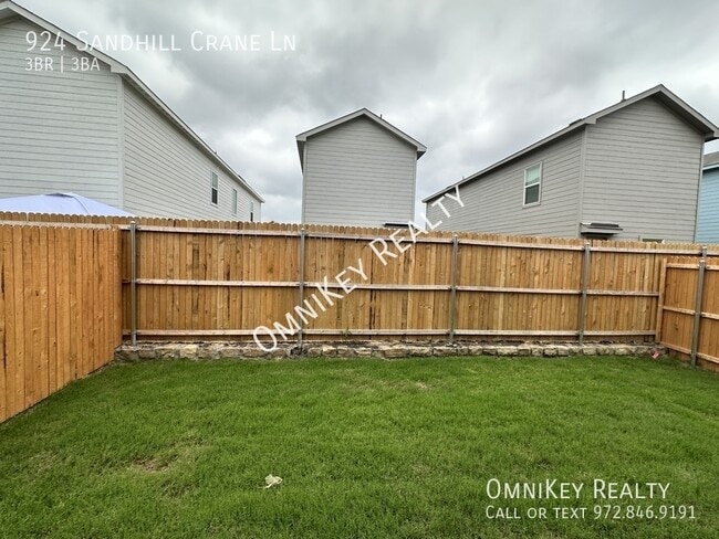 Building Photo - 924 Sandhill Crane Ln
