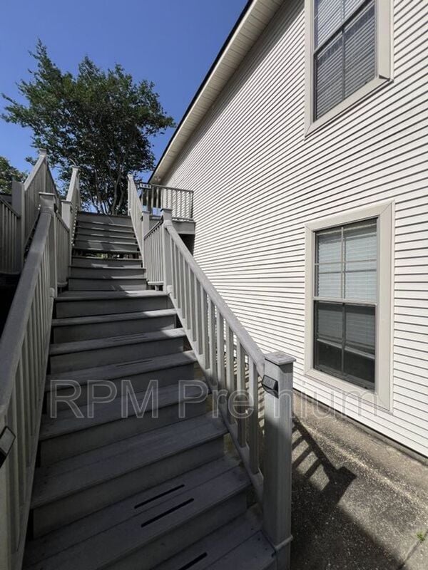 Building Photo - 38035 Post Office Rd