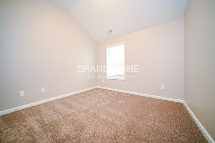 Building Photo - 5029 Wolfcreek Hl