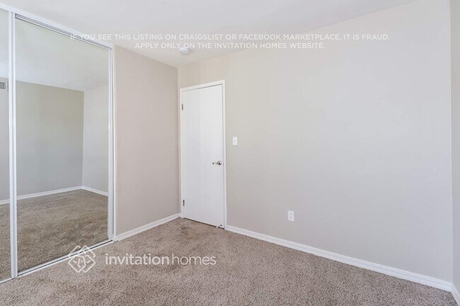 Building Photo - 9651 Elmira Cir