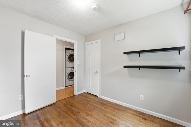 Building Photo - 7605 Fisher Dr