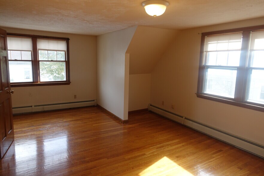 Building Photo - 41 Washington Ave