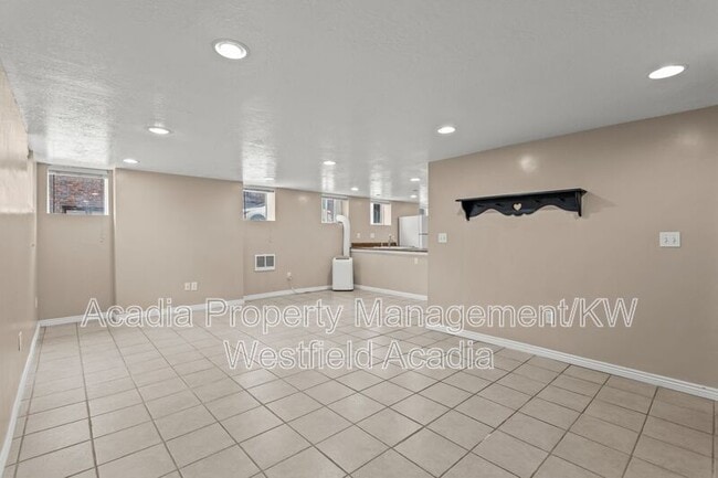 Building Photo - 137 E 600 N
